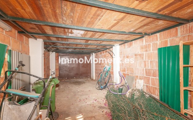 Resale - Detached villa - Marbella - Elviria