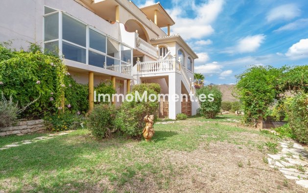 Resale - Detached villa - Marbella - La Mairena