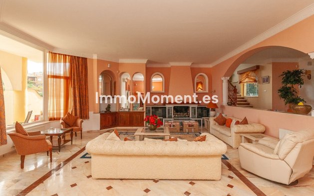 Resale - Detached villa - Marbella - La Mairena