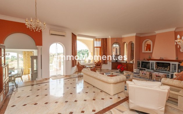 Resale - Detached villa - Marbella - La Mairena