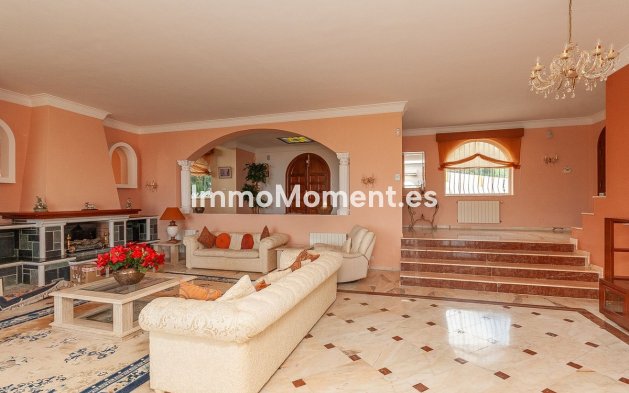 Resale - Detached villa - Marbella - La Mairena