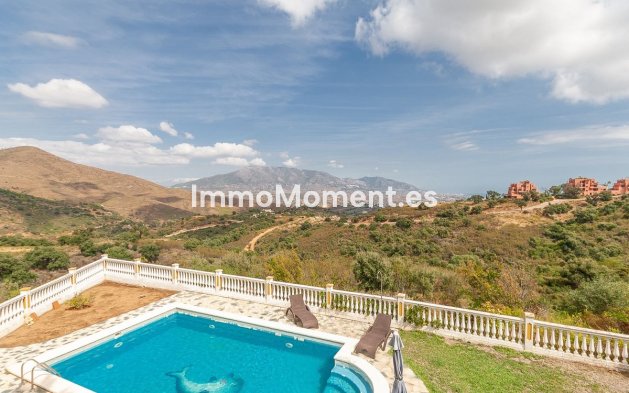 Resale - Detached villa - Marbella - La Mairena