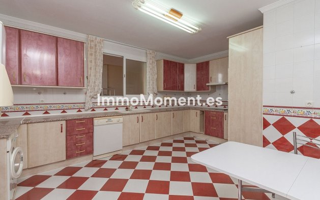 Resale - Detached villa - Marbella - La Mairena