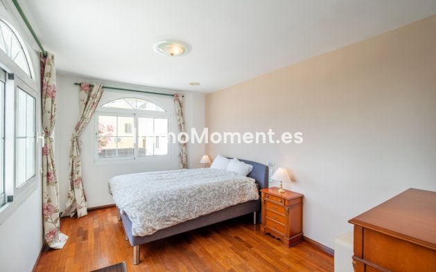 Resale - Detached villa - Benalmadena - Benalmadena Centro