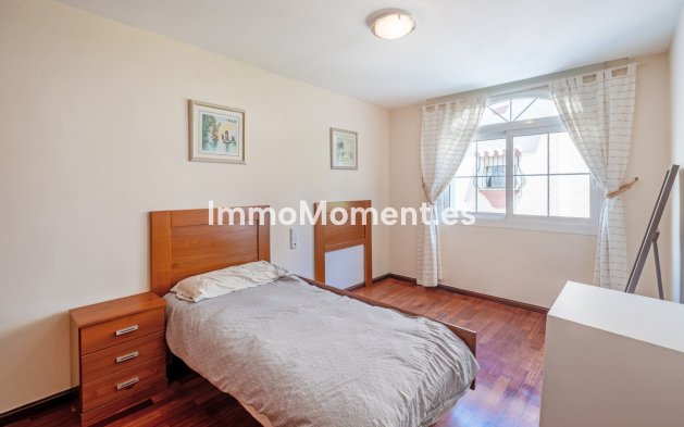 Resale - Detached villa - Benalmadena - Benalmadena Centro