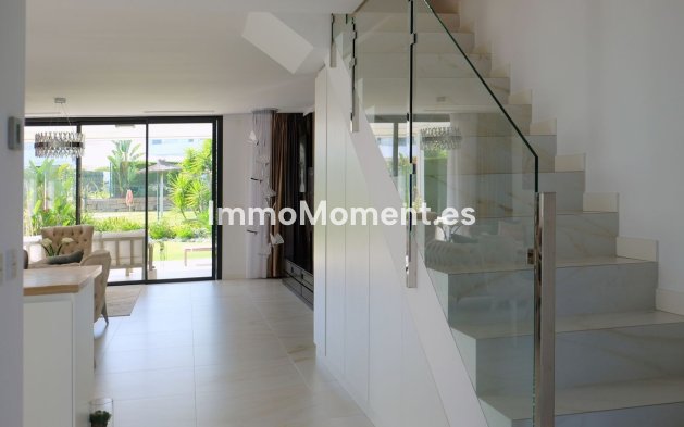 Bestaande woning - Vrijstaande villa - Estepona  - New Golden Mile