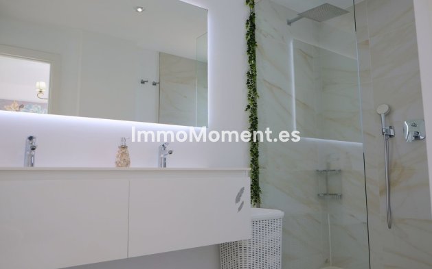 Bestaande woning - Vrijstaande villa - Estepona  - New Golden Mile