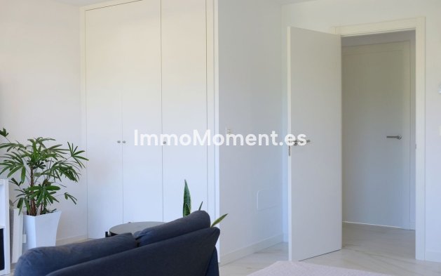 Bestaande woning - Vrijstaande villa - Estepona  - New Golden Mile