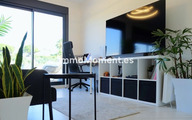 Bestaande woning - Vrijstaande villa - Estepona  - New Golden Mile