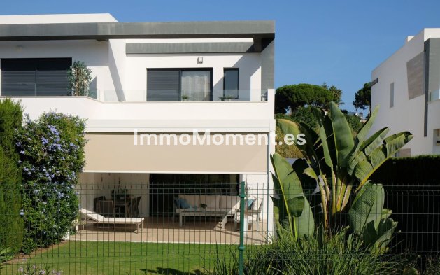Bestaande woning - Vrijstaande villa - Estepona  - New Golden Mile