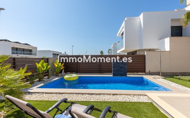 Resale - Detached villa - Benidorm - Urb Entre Naranjos