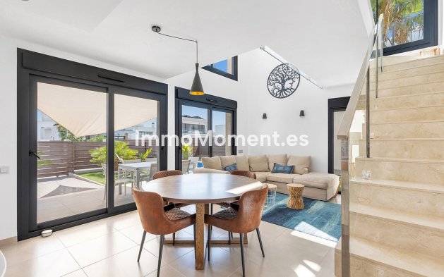 Resale - Detached villa - Benidorm - Urb Entre Naranjos
