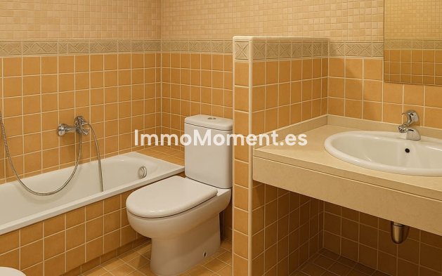 Revente - Maison mitoyenne - Estepona  - Estepona Centro