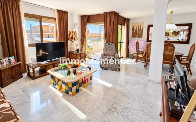 Wiederverkauf - Wohnung - Torremolinos - La Carihuela
