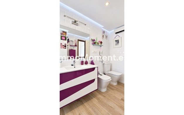 Wiederverkauf - Wohnung - Torremolinos - La Carihuela