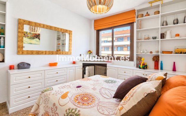 Wiederverkauf - Wohnung - Torremolinos - La Carihuela