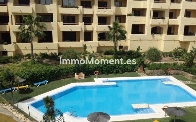 Resale - Apartment - Manilva - La Duquesa