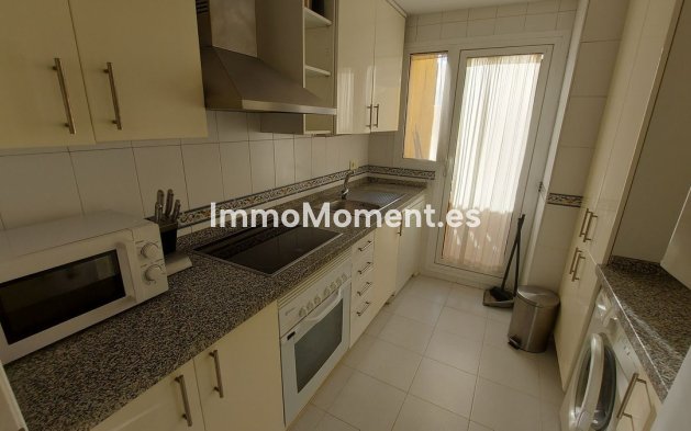 Resale - Apartment - Manilva - La Duquesa