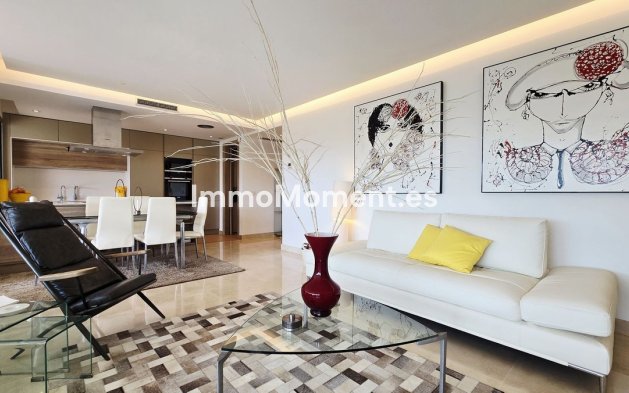 Resale - Apartment - Benahavís - Benahavís Centro