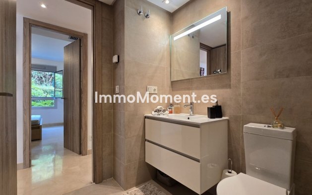 Resale - Apartment - Benahavís - Benahavís Centro