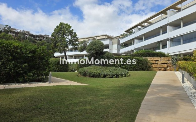Resale - Apartment - Benahavís - Benahavís Centro
