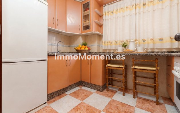 Resale - Apartment - Fuengirola - Los Boliches