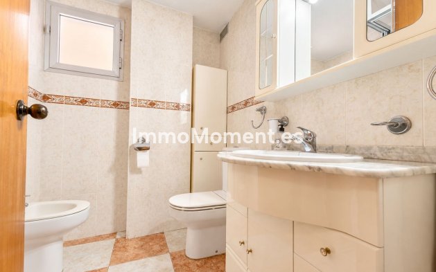 Resale - Apartment - Fuengirola - Los Boliches