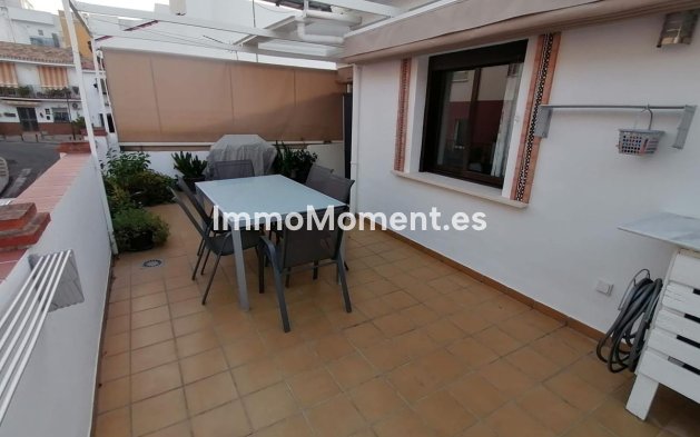 Resale - Apartment - Inland  - Alhaurín de la Torre