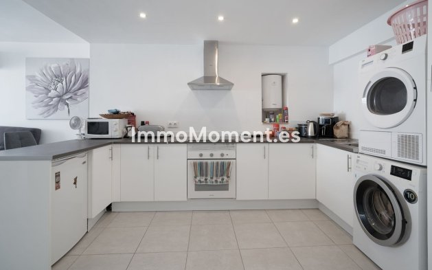 Resale - Apartment - Benalmadena - Benalmadena Centro