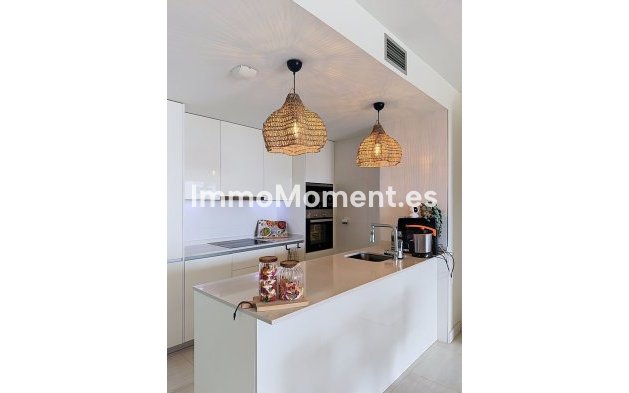 Revente - Appartement - Estepona  - Estepona Centro