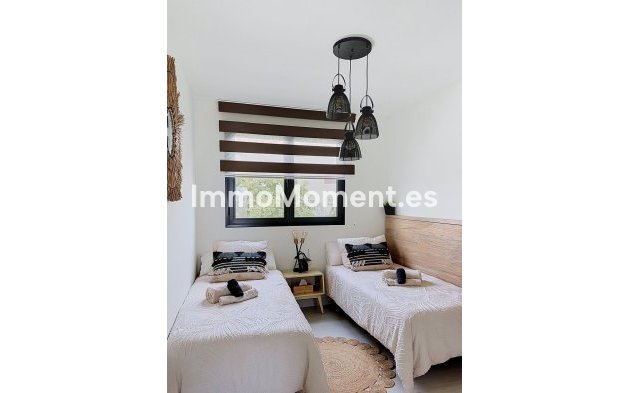 Revente - Appartement - Estepona  - Estepona Centro