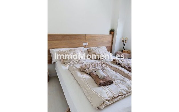Revente - Appartement - Estepona  - Estepona Centro