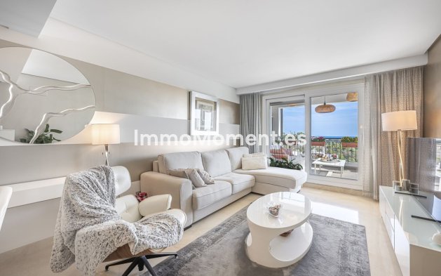 Resale - Apartment - Benahavís - Benahavís Centro