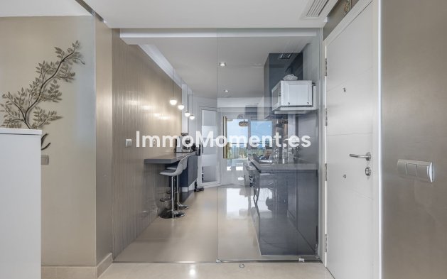 Resale - Apartment - Benahavís - Benahavís Centro