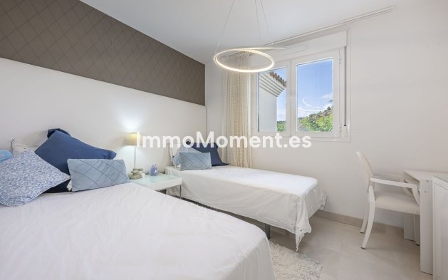 Resale - Apartment - Benahavís - Benahavís Centro