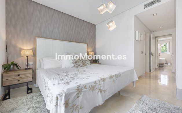 Resale - Apartment - Benahavís - Benahavís Centro