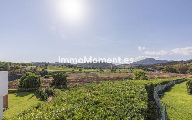 Resale - Apartment - Benahavís - Benahavís Centro