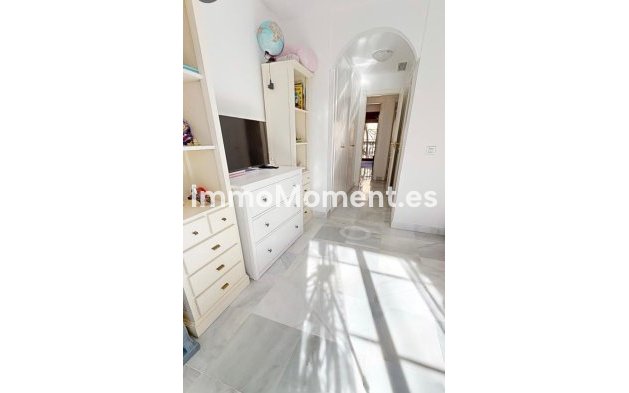 Revente - Appartement - Estepona  - Hacienda del Sol