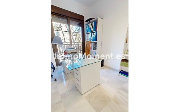 Revente - Appartement - Estepona  - Hacienda del Sol