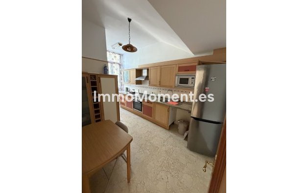 Bestaande woning - Rijtjeshuis - Estepona  - Estepona Centro