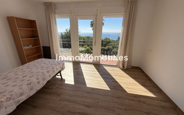 Bestaande woning - Rijtjeshuis - Estepona  - Estepona Centro