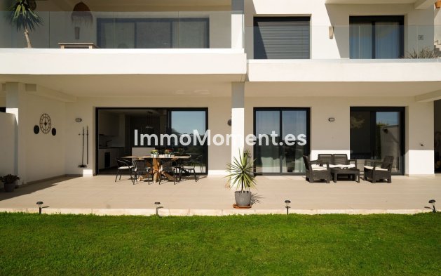 Resale - Apartment - Mijas - La Cala Golf