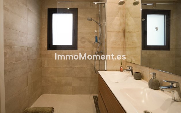 Resale - Apartment - Mijas - La Cala Golf