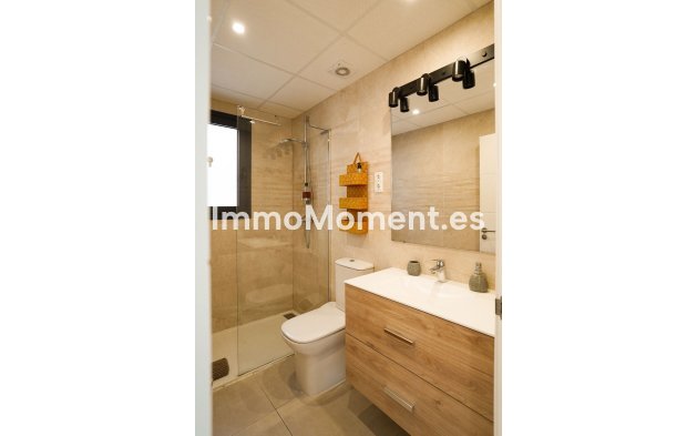 Resale - Apartment - Mijas - La Cala Golf