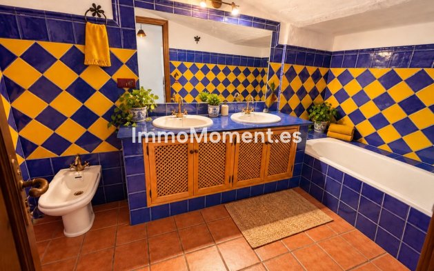 Wiederverkauf - Freistehende Villa - Casares - Casares Centro