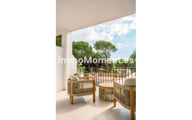 Resale - Apartment - Marbella - Nueva Andalucía