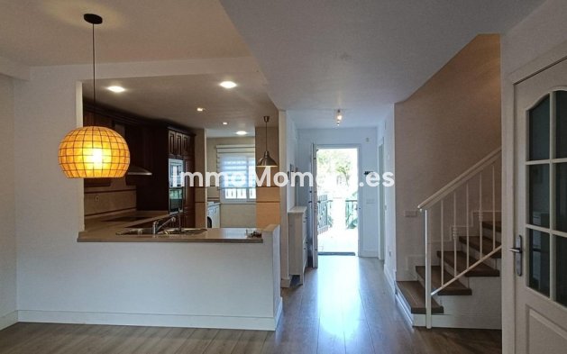 Resale - Townhouse - Inland  - Alhaurín de la Torre
