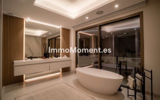 Reventa - Villa independiente - Marbella - Nueva Andalucía