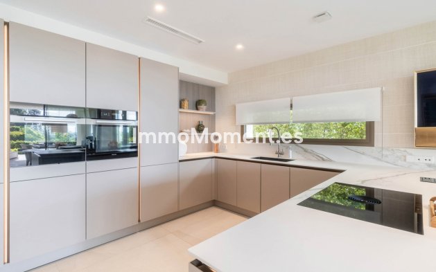 Reventa - Villa independiente - Marbella - Nueva Andalucía