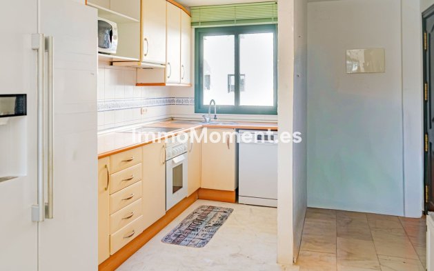 Resale - Apartment - Fuengirola - Fuengirola Centro